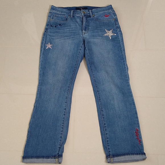 Tommy Hilfiger Tribeca Rhinestone Embroidered Straight Light Wash Jeans Size 6 - Picture 3 of 12
